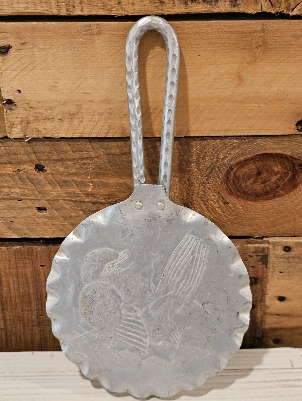 Vintage National Silver Hammered Aluminum Silent Butler Crumb Catcher w/ Bird
